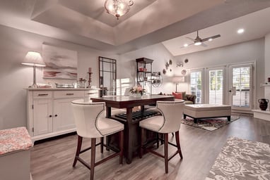 Biltmore 2-bdrm on golf course, dining & shopping!